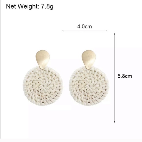 Palm Springs Vibes Woven Rattan Earrings 🌴 - Picture 5 of 6